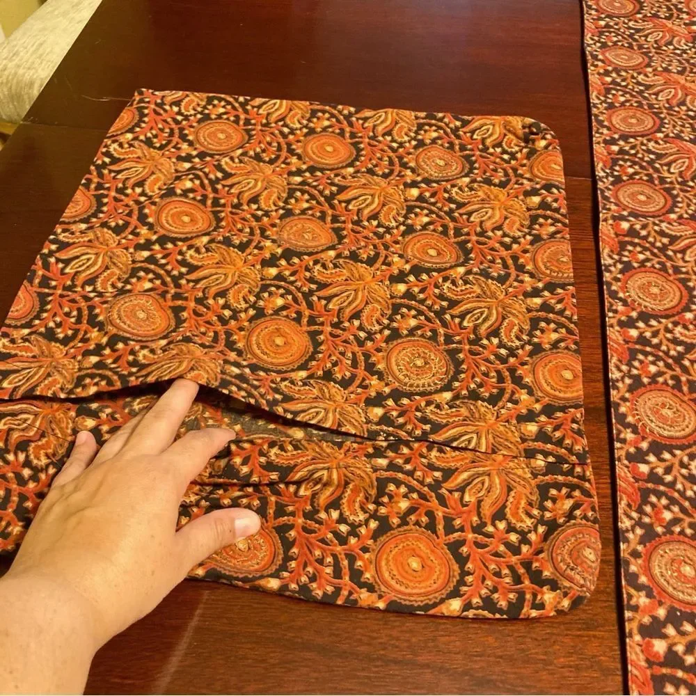 CRATE and BARREL RAJASTHALI Linen Table Runner with Dust Bag 14 x 90 inches